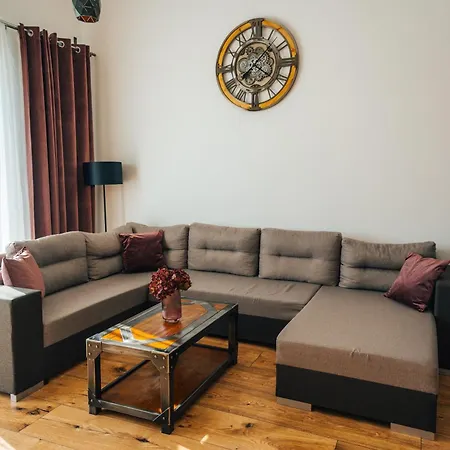 Apartment Na Vrsku
