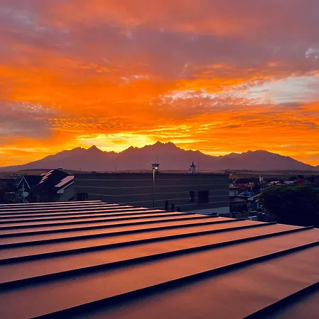 Na Vrsku アパート *